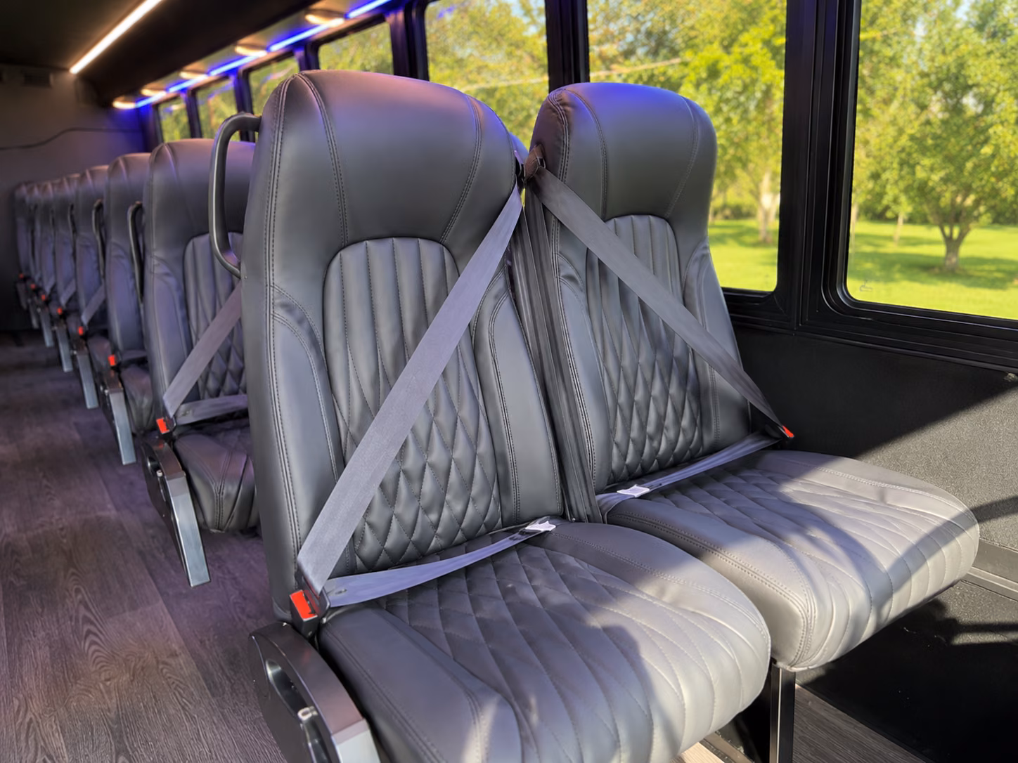 rochester 20 passenger minibus interior