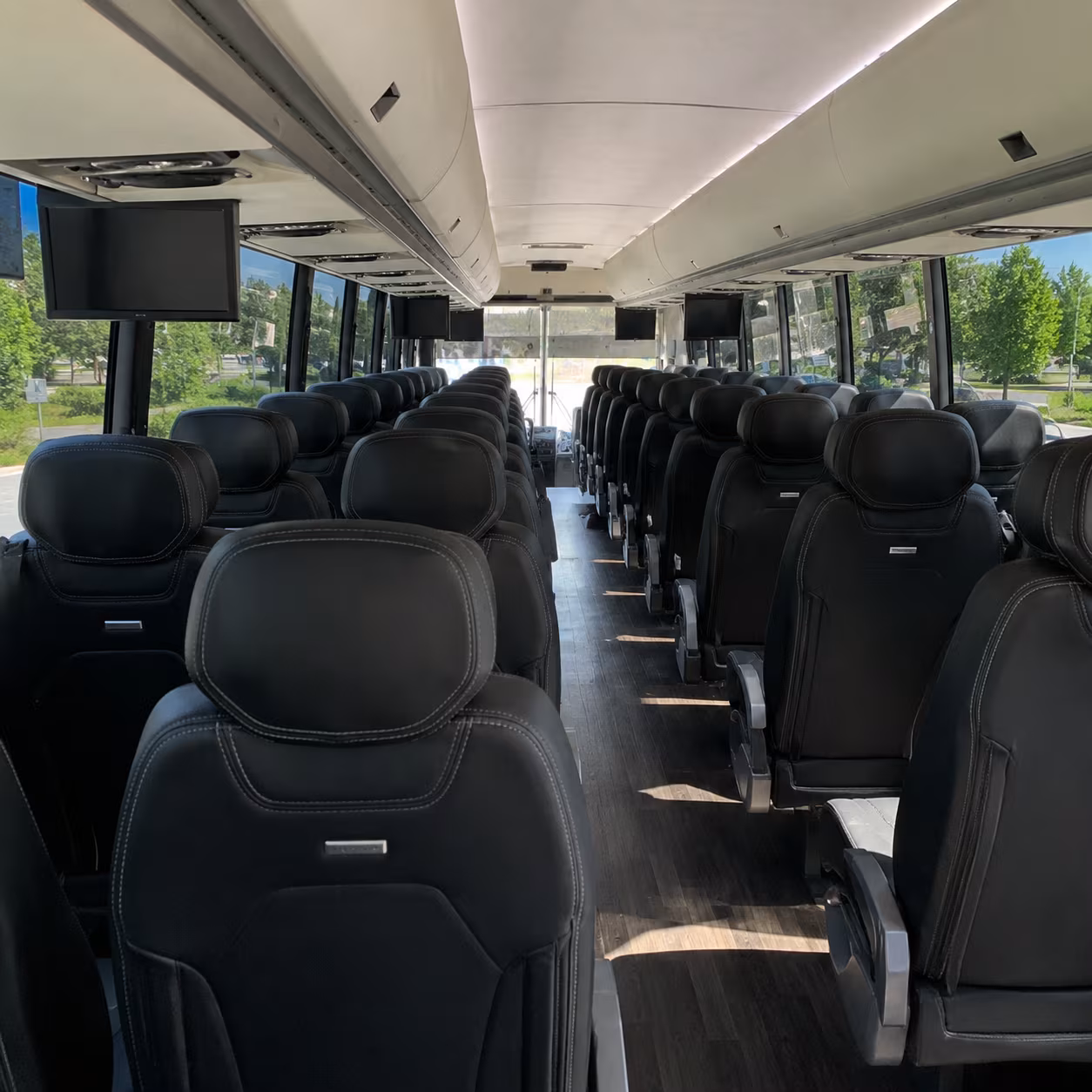 rochester charter buses