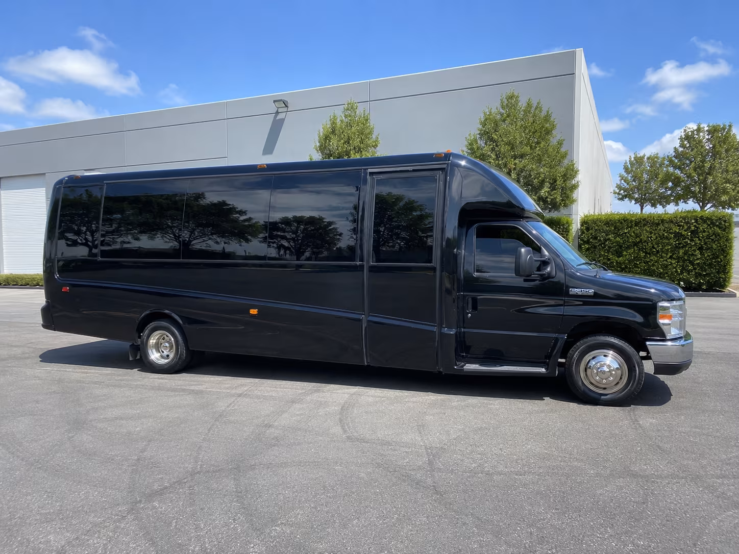 rochester party bus rental 2