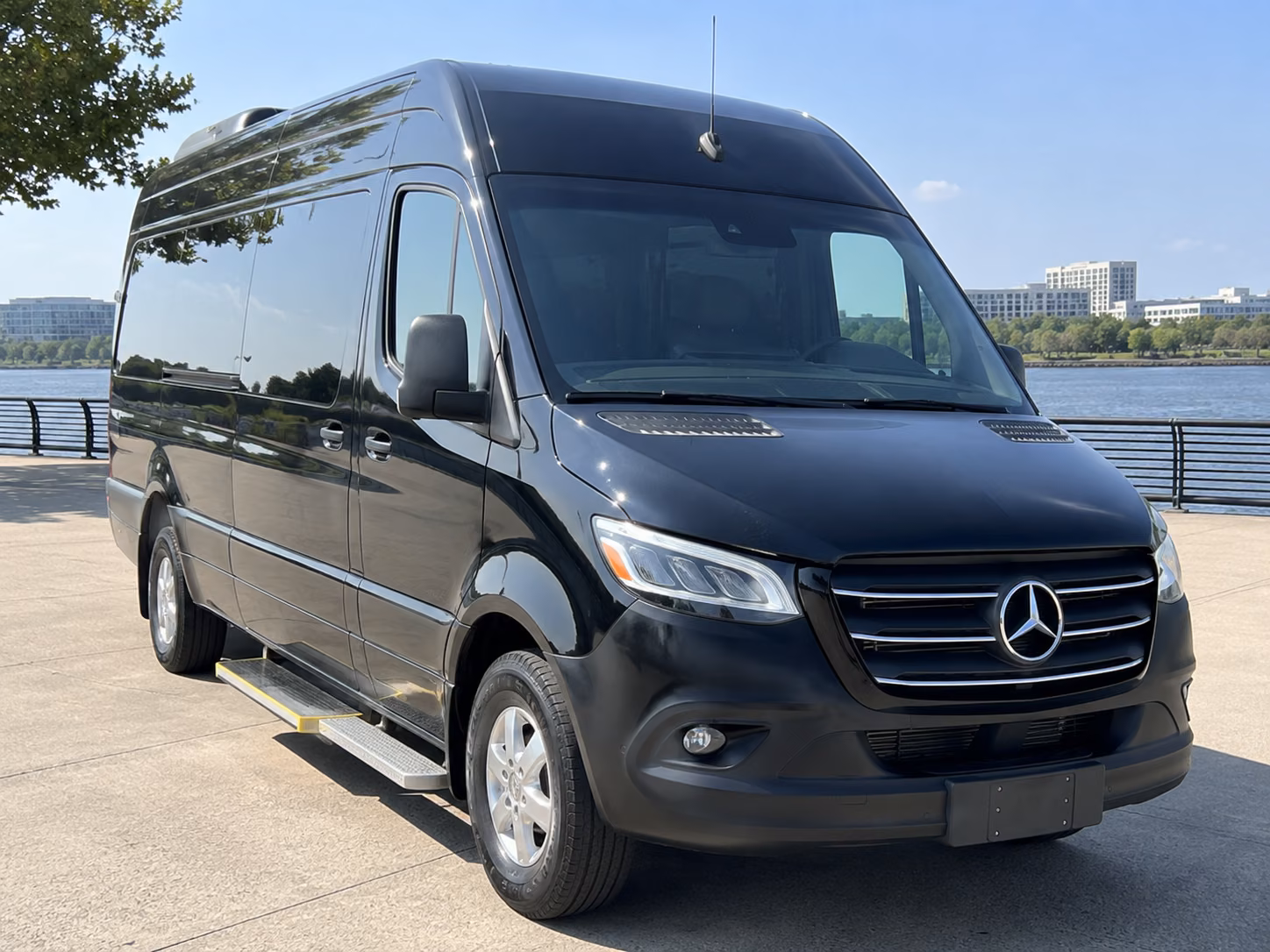 rochester sprinter limousine